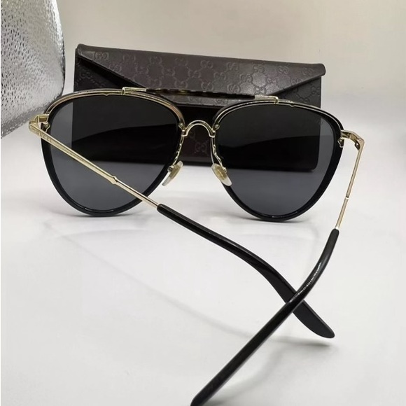 1 little scratche - Picture 6 of 9